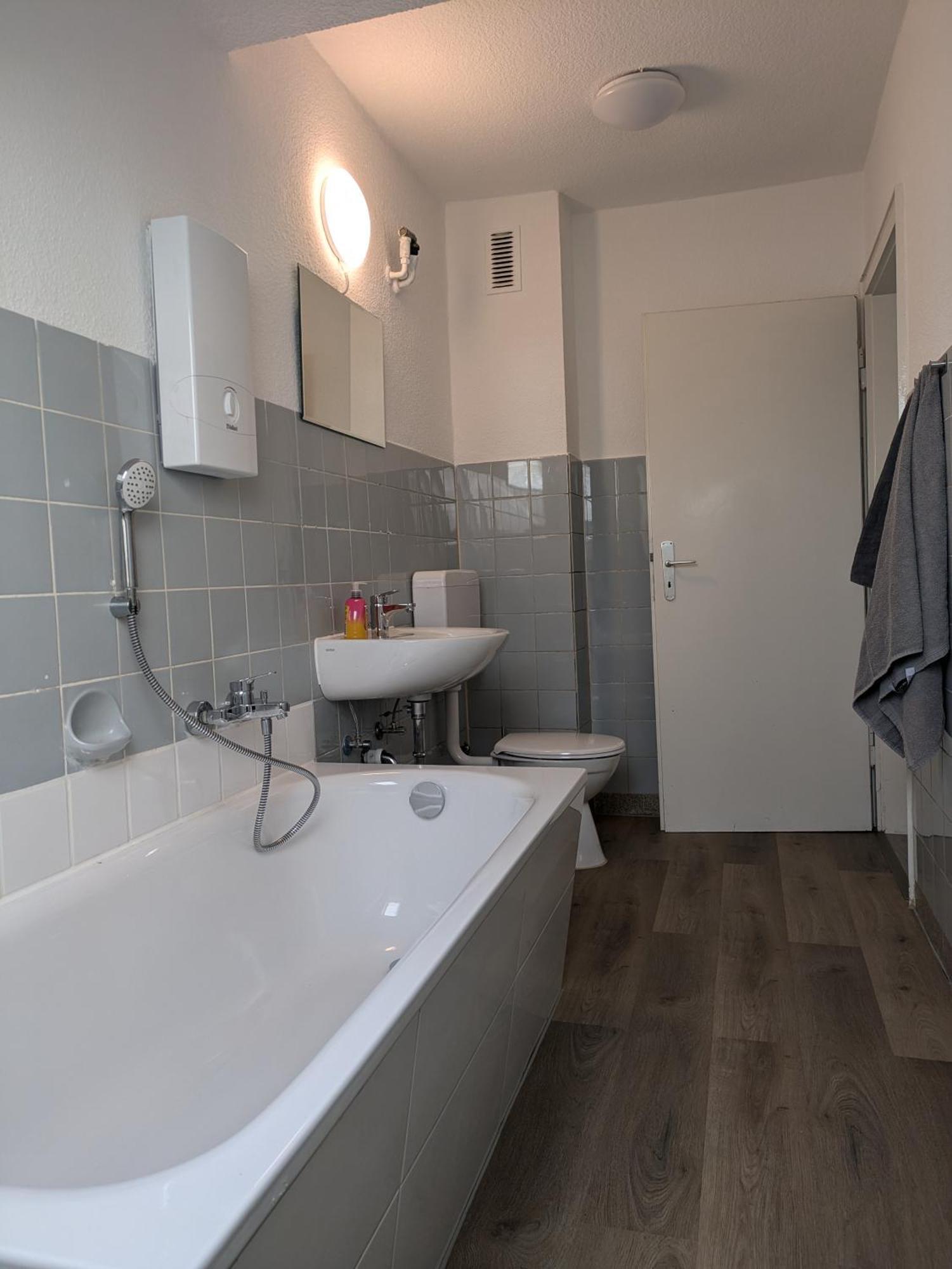 Interaktiv Appartements In Ratingen - Duesseldorferstrasse Kültér fotó