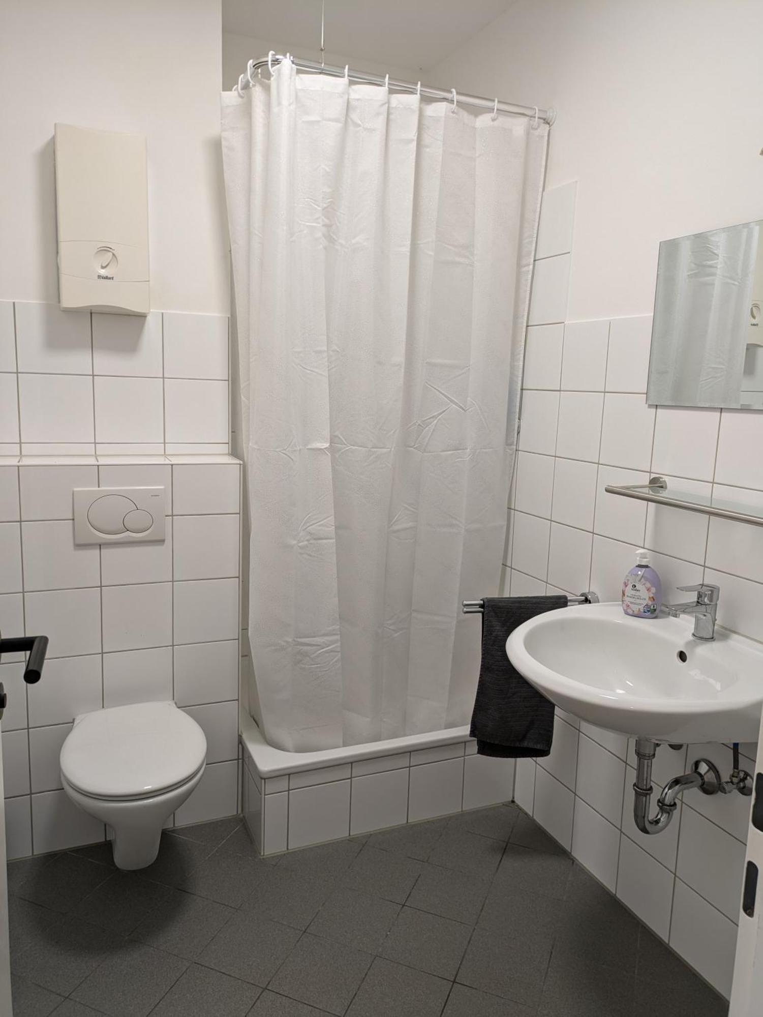 Interaktiv Appartements In Ratingen - Duesseldorferstrasse Kültér fotó